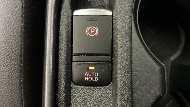 Nissan Juke 1.0 DiG-T 114 N-Connecta 5dr Petrol Hatchback